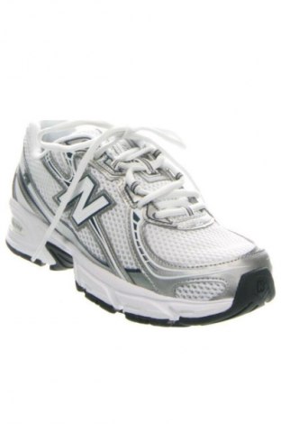 Дамски обувки New Balance, Размер 39, Цвят Многоцветен, Цена 80,78 €