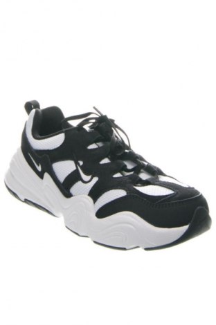 Dámske topánky  Nike, Veľkosť 40, Farba Viacfarebná, Cena  94,95 €