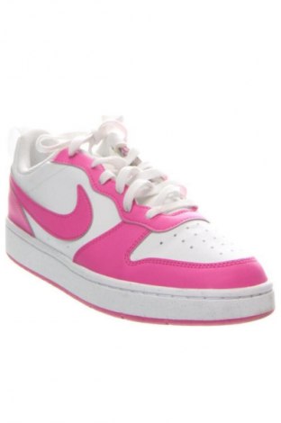 Дамски обувки Nike, Размер 40, Цвят Многоцветен, Цена 63,68 €