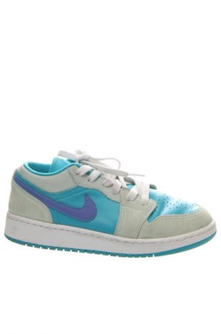 Детски обувки Air Jordan Nike, Размер 37, Цвят Многоцветен, Цена 51,12 €