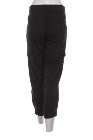 Női nadrág Amisu, Méret M, Szín Fekete, Ár 4 819 Ft