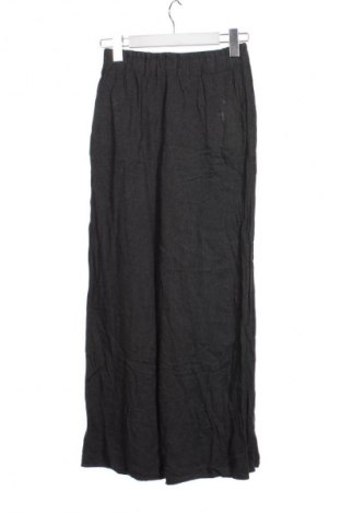 Dámske nohavice Bershka, Veľkosť XXS, Farba Sivá, Cena  15,00 €