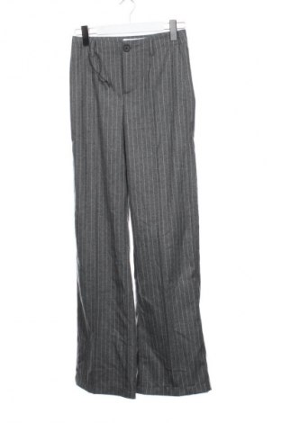 Γυναικείο παντελόνι Bershka, Μέγεθος S, Χρώμα Πολύχρωμο, Τιμή 16,99 €