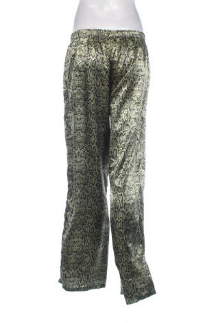 Дамски панталон Cropp, Размер M, Цвят Многоцветен, Цена 21,00 €