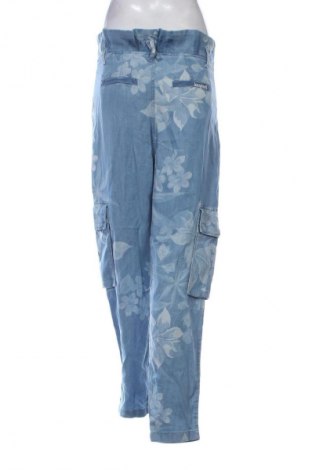 Дамски панталон Desigual, Размер L, Цвят Многоцветен, Цена 84,98 €