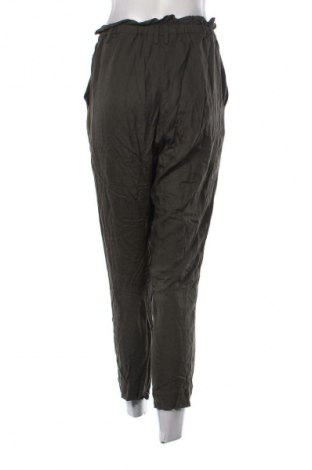 Дамски панталон H&M, Размер S, Цвят Зелен, Цена 15,00 €