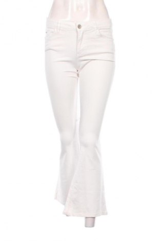 Damenhose LCW, Größe M, Farbe Weiß, Preis € 15,00