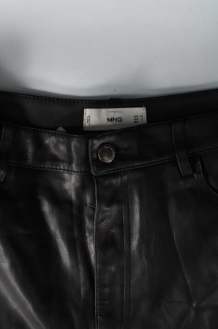 Dámské kalhoty  Mango, Velikost L, Barva Černá, Cena  369,00 Kč