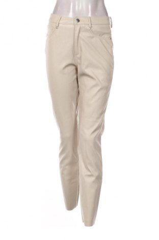 Дамски панталон ONLY, Размер S, Цвят Бежов, Цена 6,13 €