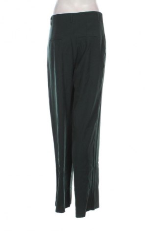 Damenhose Pink Woman, Größe M, Farbe Grün, Preis € 15,01