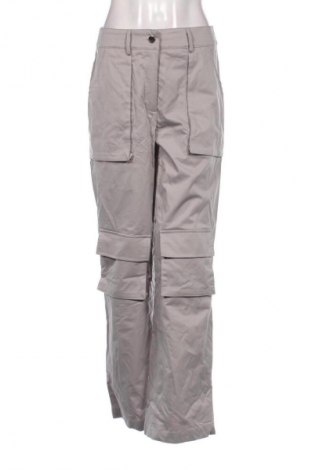 Damenhose Pretty Little Thing, Größe M, Farbe Grau, Preis € 9,99