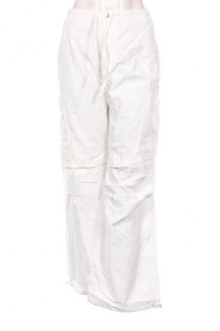 Női nadrág Pull&Bear, Méret L, Szín Fehér, Ár 4 379 Ft