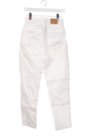 Дамски панталон Pull&Bear, Размер XS, Цвят Екрю, Цена 14,77 €