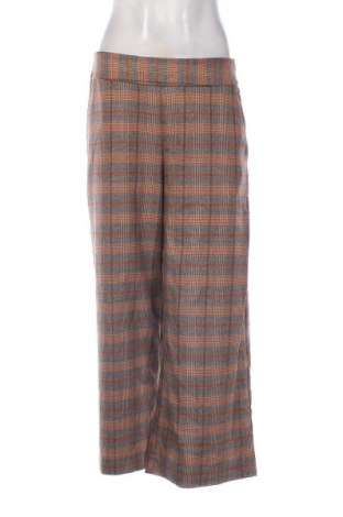 Női nadrág Rinascimento, Méret M, Szín Sokszínű, Ár 12 849 Ft