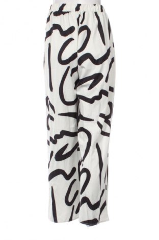 Damenhose SHEIN, Größe M, Farbe Mehrfarbig, Preis € 15,00