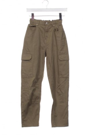 Дамски панталон Sinsay, Размер XXS, Цвят Зелен, Цена 14,74 €