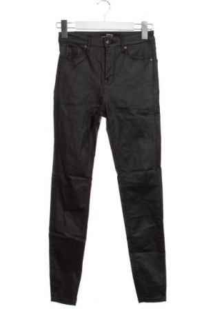 Dámské kalhoty  Stradivarius, Velikost XS, Barva Černá, Cena  425,00 Kč