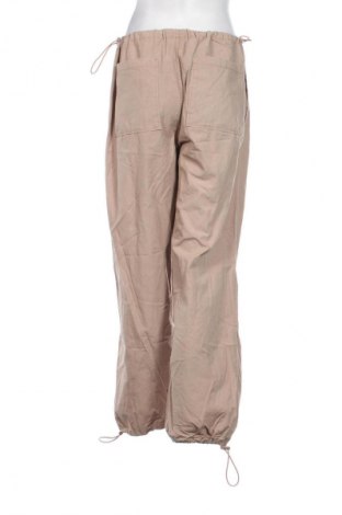 Γυναικείο παντελόνι Stradivarius, Μέγεθος S, Χρώμα  Μπέζ, Τιμή 14,74 €