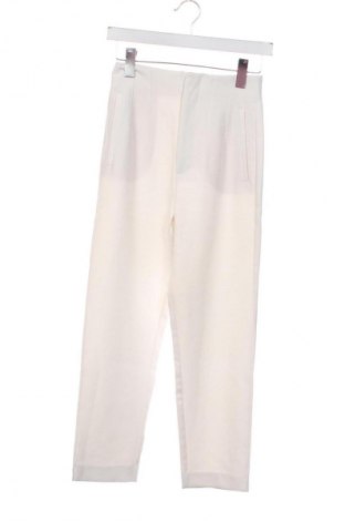 Damenhose Stradivarius, Größe XS, Farbe Weiß, Preis € 12,99