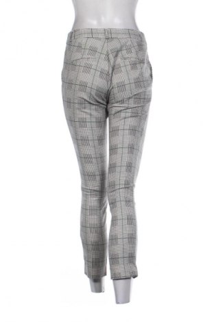 Damenhose Stradivarius, Größe S, Farbe Mehrfarbig, Preis € 15,00