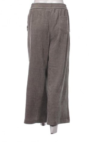 Dámské kalhoty  Unbranded, Velikost XL, Barva Šedá, Cena  179,00 Kč