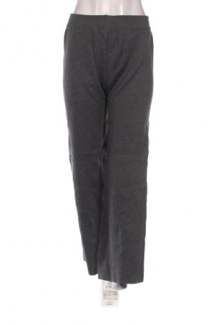 Дамски панталон Unbranded, Размер S, Цвят Сив, Цена 10,22 €
