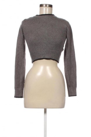 Dámský svetr Bershka, Velikost XS, Barva Šedá, Cena  239,00 Kč