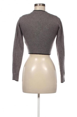 Dámský svetr Bershka, Velikost XS, Barva Šedá, Cena  239,00 Kč