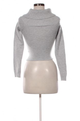 Dámský svetr Bershka, Velikost XS, Barva Šedá, Cena  425,00 Kč