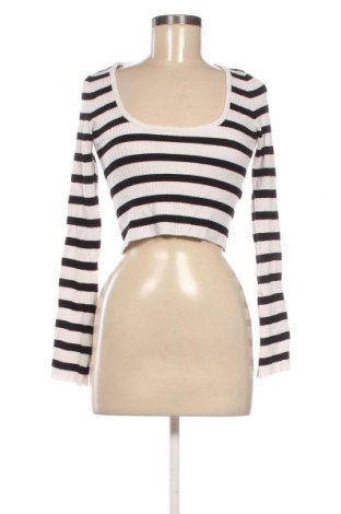 Dámsky pulóver Bershka, Veľkosť S, Farba Viacfarebná, Cena  15,00 €