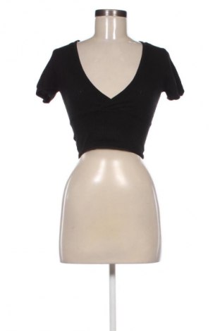 Γυναικείο πουλόβερ Bershka, Μέγεθος S, Χρώμα Μαύρο, Τιμή 14,77 €