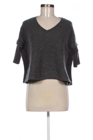 Damenpullover FTC, Größe M, Farbe Grau, Preis 84,00 €
