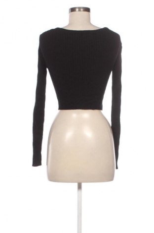 Дамски пуловер Pull&Bear, Размер M, Цвят Черен, Цена 6,13 €