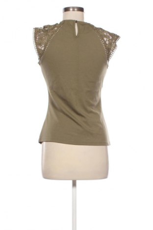 Дамски топ Orsay, Размер S, Цвят Зелен, Цена 15,00 €