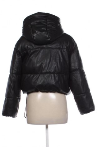 Dámská kožená bunda  Bershka, Velikost S, Barva Černá, Cena  850,00 Kč