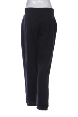 Dámske tepláky Nike, Veľkosť L, Farba Čierna, Cena  48,00 €