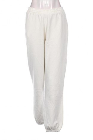 Γυναικείο αθλητικό παντελόνι Pull&Bear, Μέγεθος XL, Χρώμα Λευκό, Τιμή 28,99 €