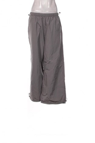 Γυναικείο αθλητικό παντελόνι Sixth June, Μέγεθος S, Χρώμα Γκρί, Τιμή 28,99 €