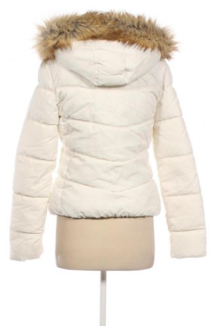 Дамско яке Bershka, Размер M, Цвят Бял, Цена 30,00 €