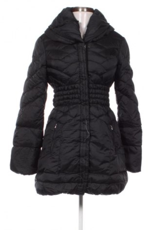 Női dzseki Guess, Méret M, Szín Fekete, Ár 31 129 Ft