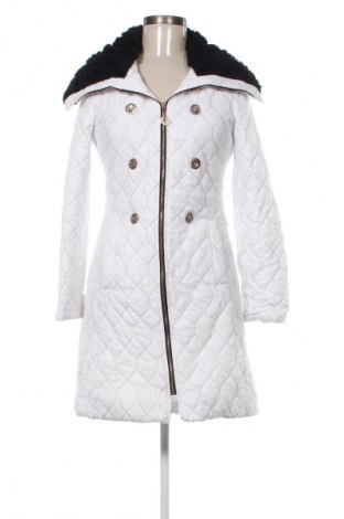 Γυναικείο μπουφάν Lucy, Μέγεθος M, Χρώμα Λευκό, Τιμή 46,63 €