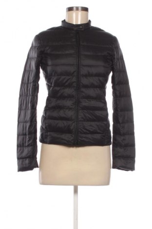Γυναικείο μπουφάν Uniqlo, Μέγεθος M, Χρώμα Μαύρο, Τιμή 94,23 €