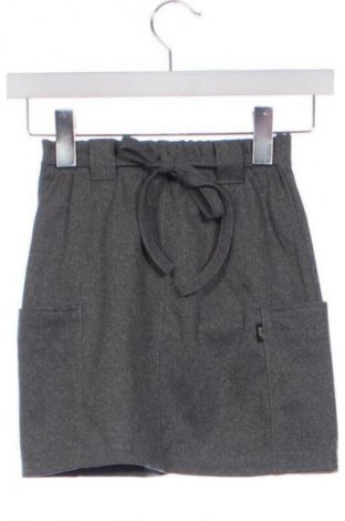 Kinderrock Unbranded, Größe 9-10y/ 140-146 cm, Farbe Grau, Preis 10,00 €