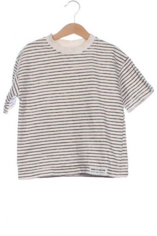 Kinder T-Shirt Zara, Größe 6-7y/ 122-128 cm, Farbe Mehrfarbig, Preis 6,00 €
