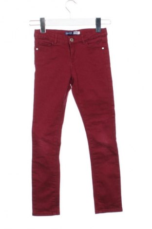 Kinderjeans Okaidi, Größe 6-7y/ 122-128 cm, Farbe Rot, Preis € 15,99