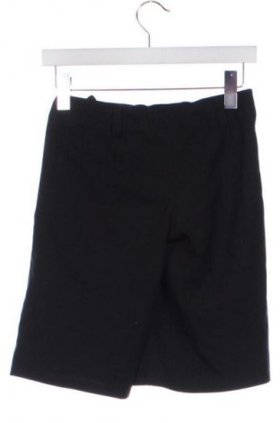 Kinder Shorts Next, Größe 8-9y/ 134-140 cm, Farbe Schwarz, Preis 8,99 €