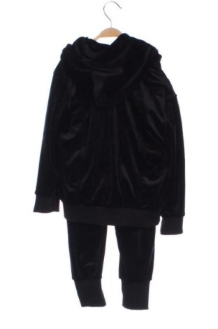 Детски спортен екип Made by Society, Размер 7-8y/ 128-134 см, Цвят Черен, Цена 55,25 €