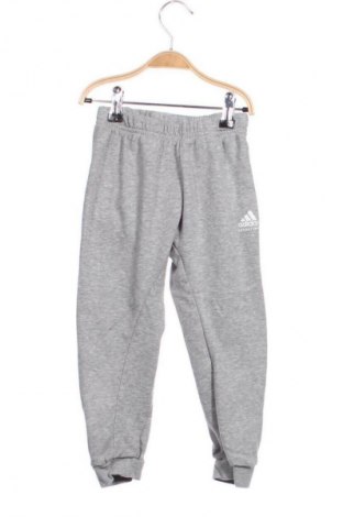 Παιδική κάτω φόρμα Adidas, Μέγεθος 2-3m/ 56-62 εκ., Χρώμα Γκρί, Τιμή 17,00 €