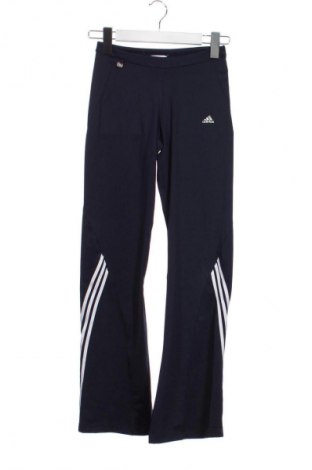 Детско спортно долнище Adidas, Размер 10-11y/ 146-152 см, Цвят Син, Цена 17,00 €