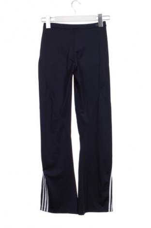 Детско спортно долнище Adidas, Размер 10-11y/ 146-152 см, Цвят Син, Цена 17,00 €